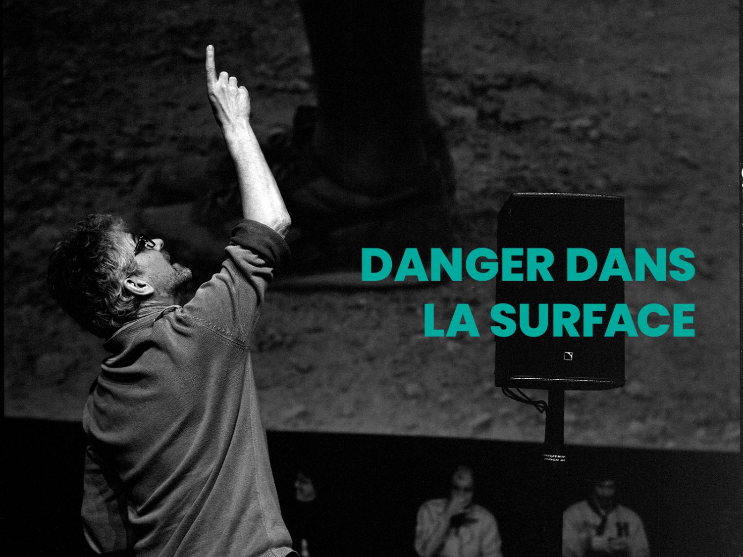 DANGER DANS LA SURFACE DANGER DANS LA SURFACE